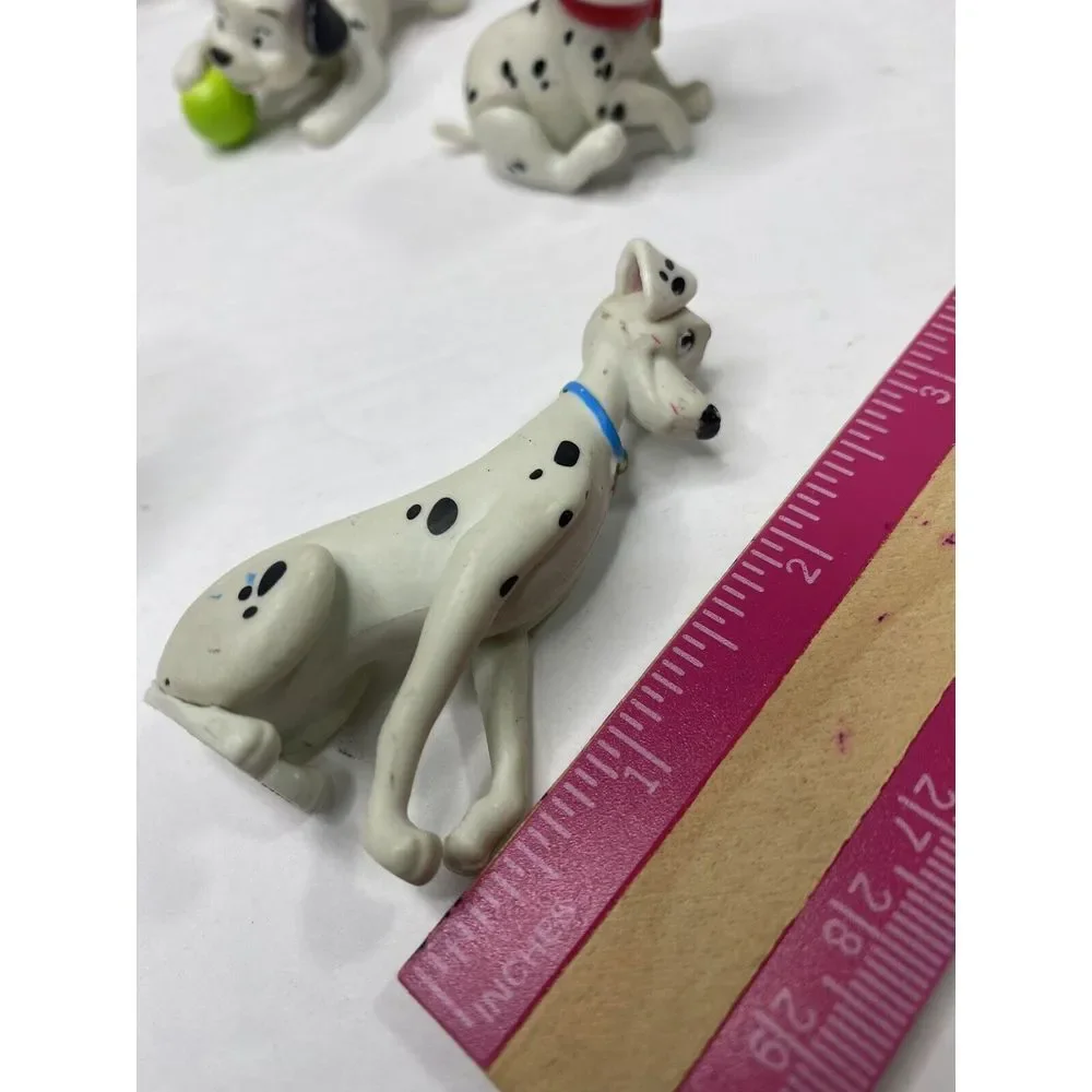 Cruella Dalmatians Small Plastic Figures Pool Play Bathtub Cute Set‎ HG9